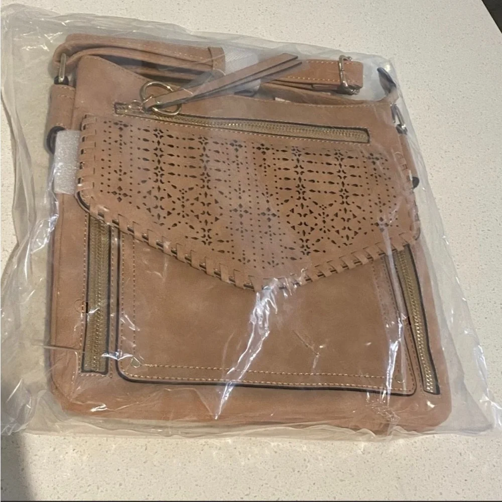 Tan Bag With Strap NEW With Tags! - Picture 6 of 6
